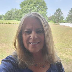 Meet your Posher, Lori